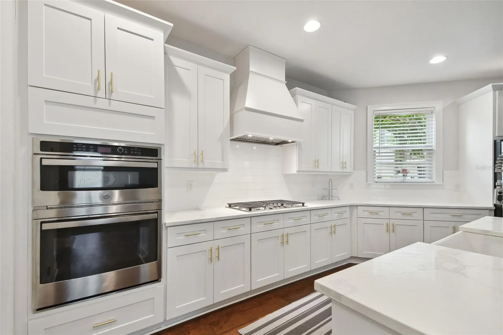 5700 INTERBAY BLVD