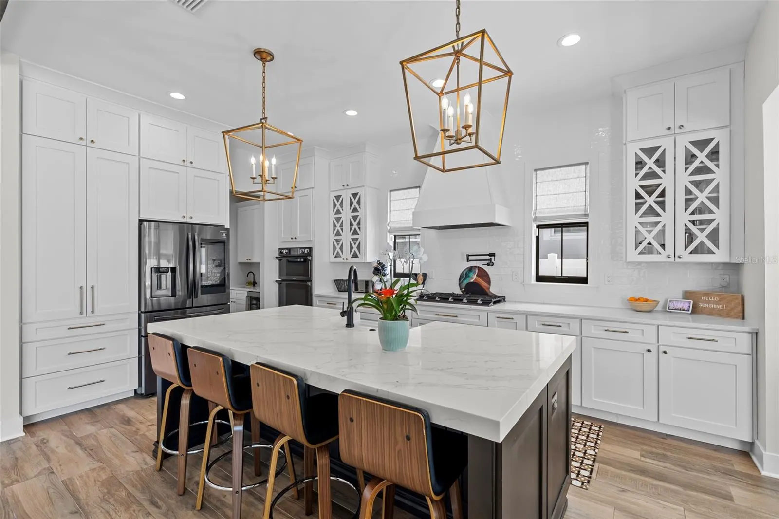 1120 19TH AVE N