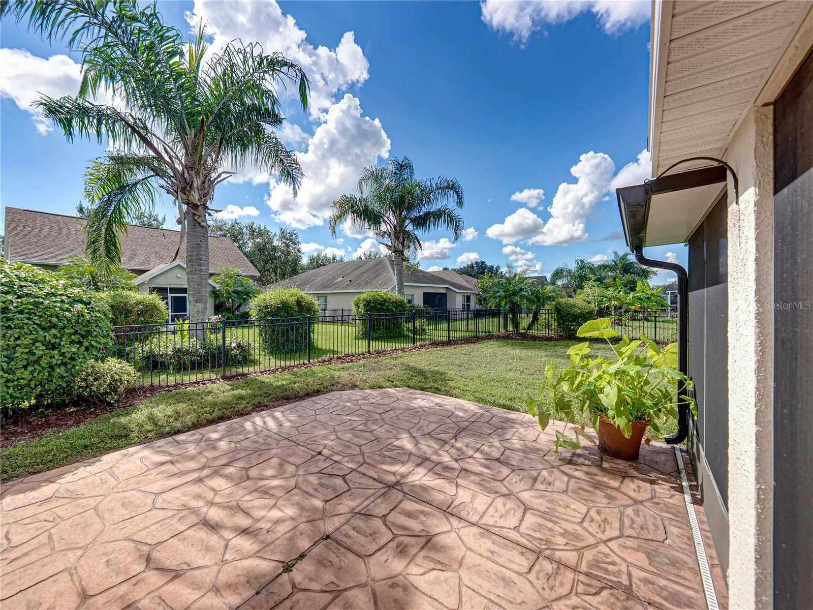 16325 BRIDGEGLADE LN