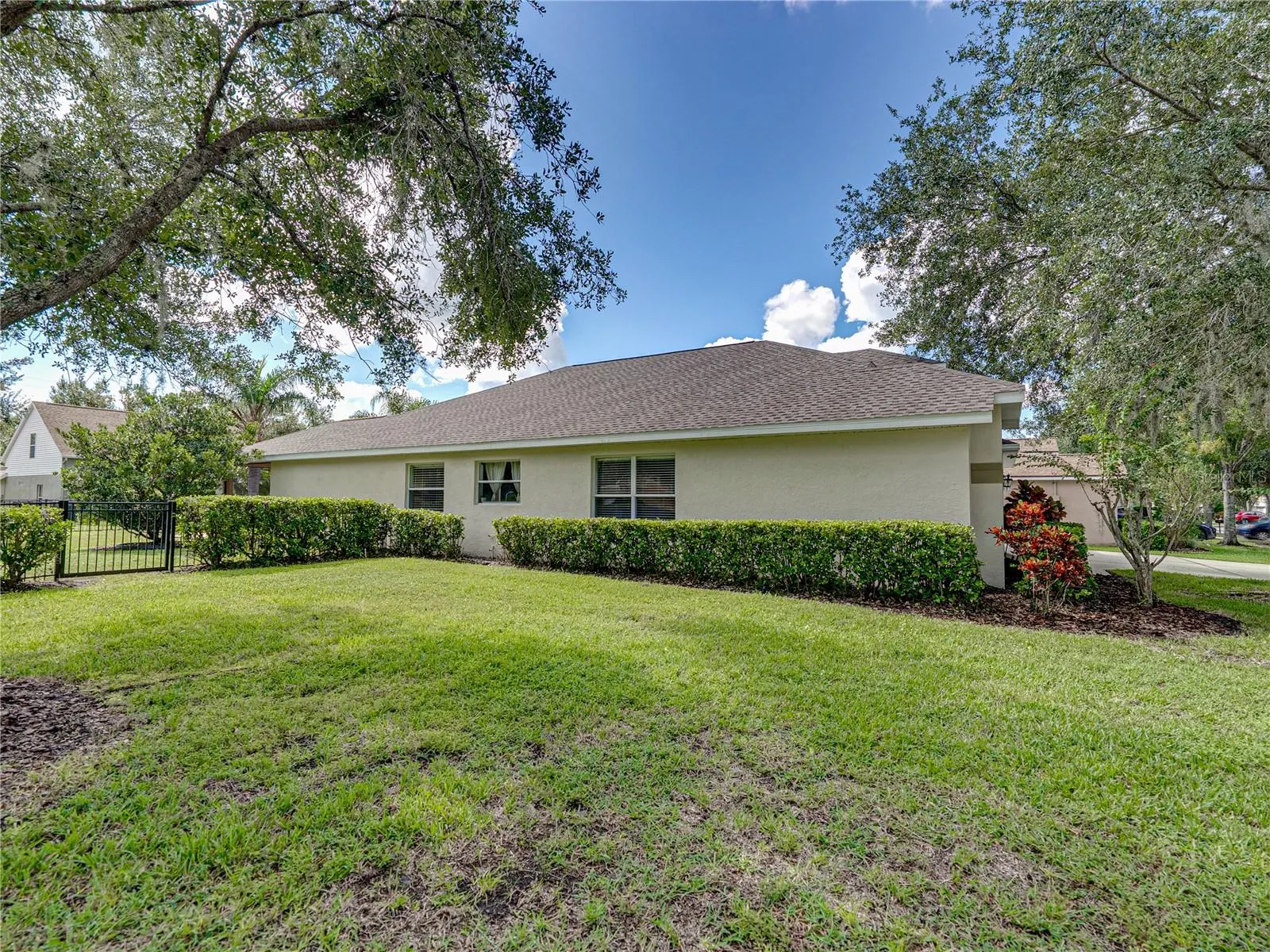 16325 BRIDGEGLADE LN