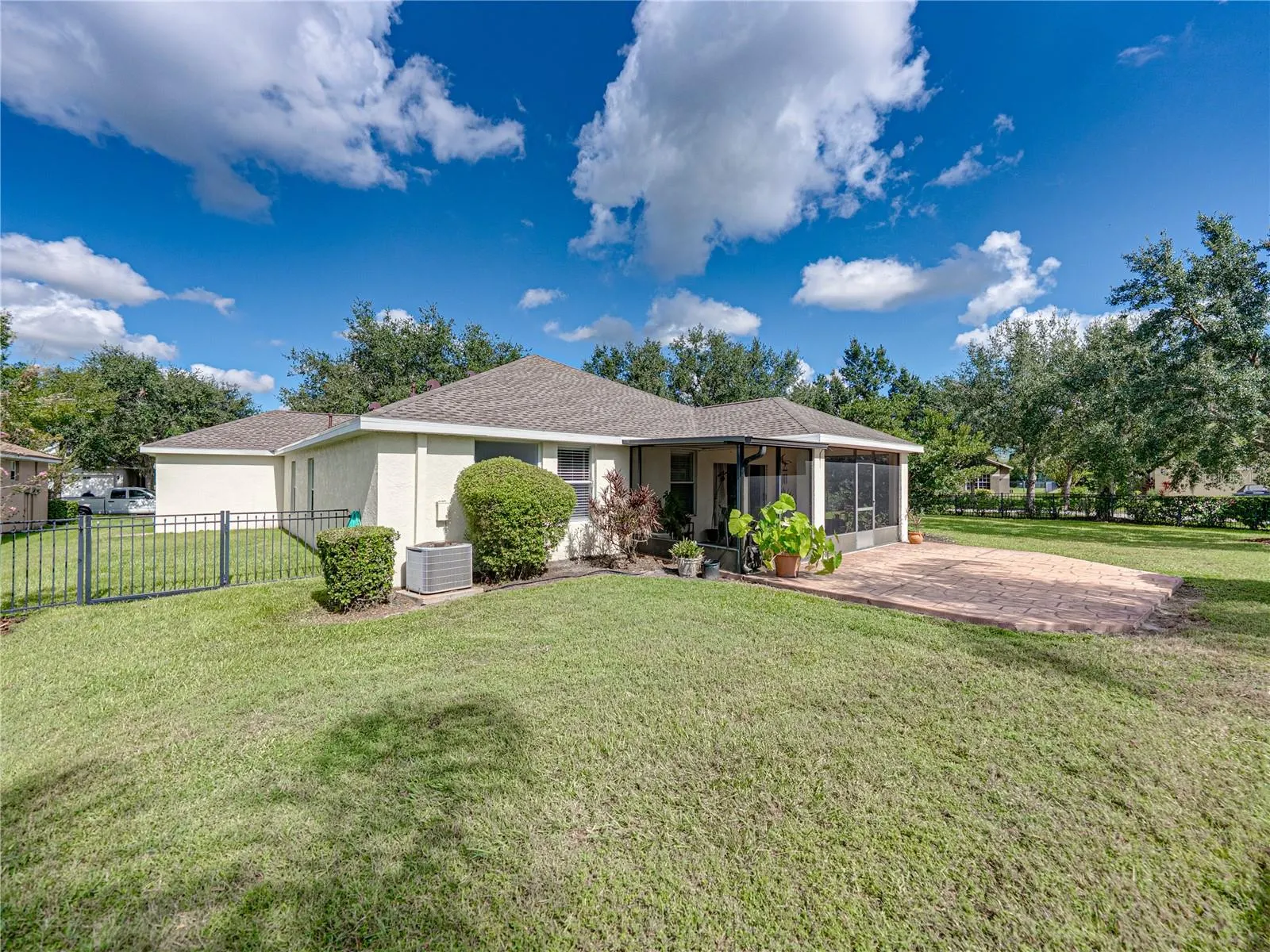 16325 BRIDGEGLADE LN
