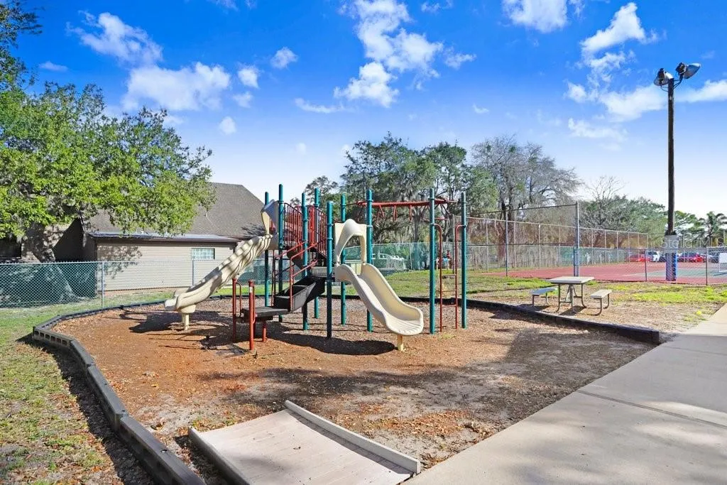 12600 CASTLEBERRY CT