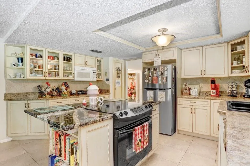 12600 CASTLEBERRY CT