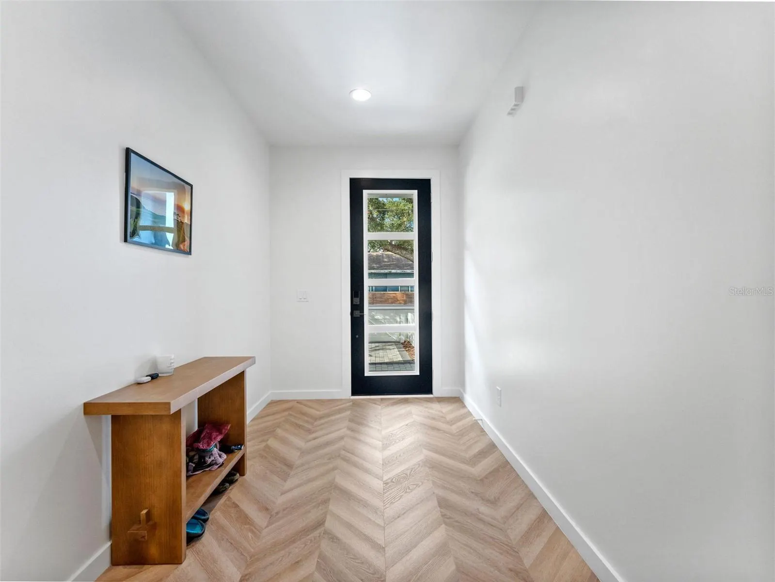 102 W ADALEE ST #4, #4