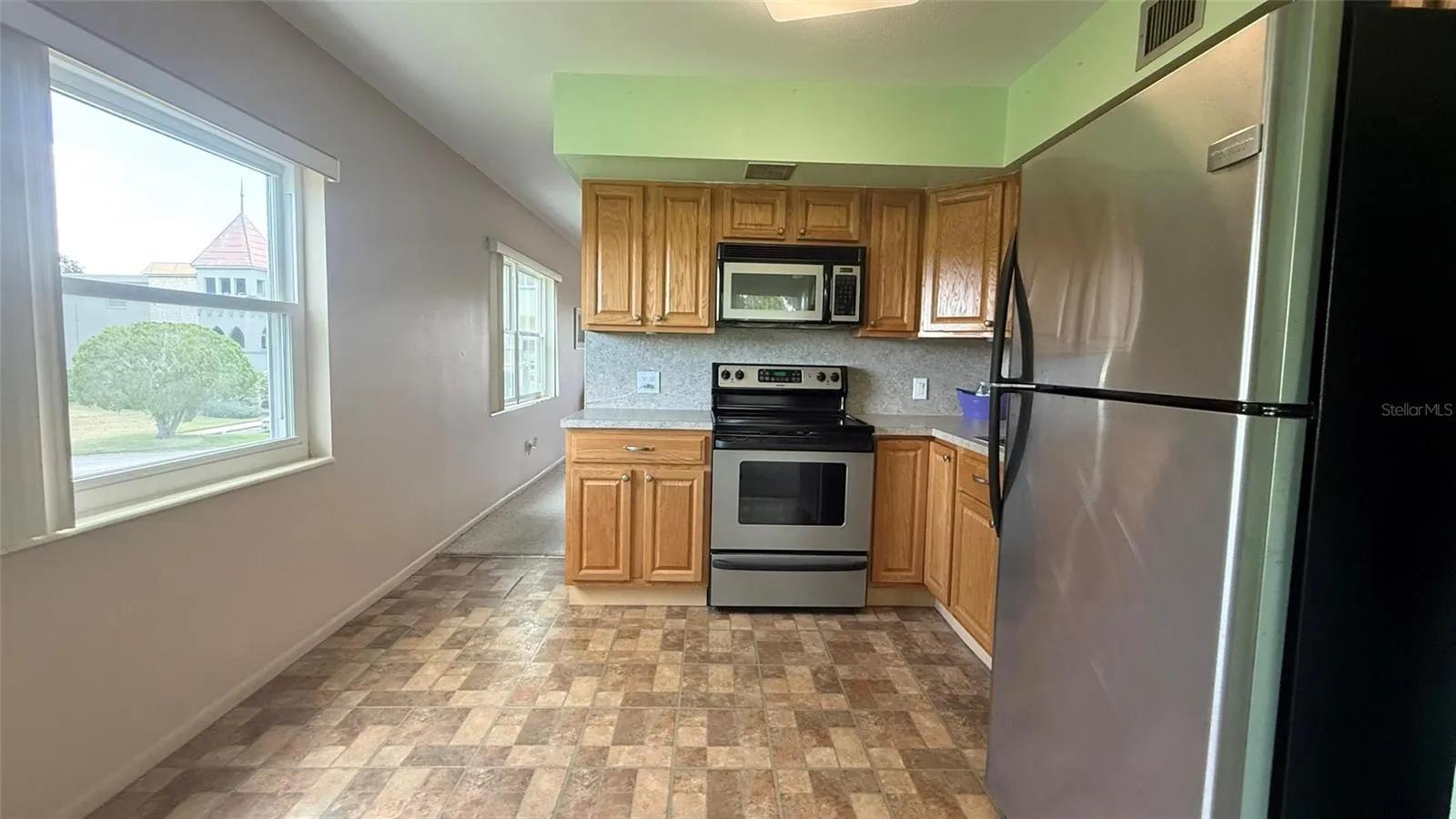 2460 CANADIAN WAY #48, #48