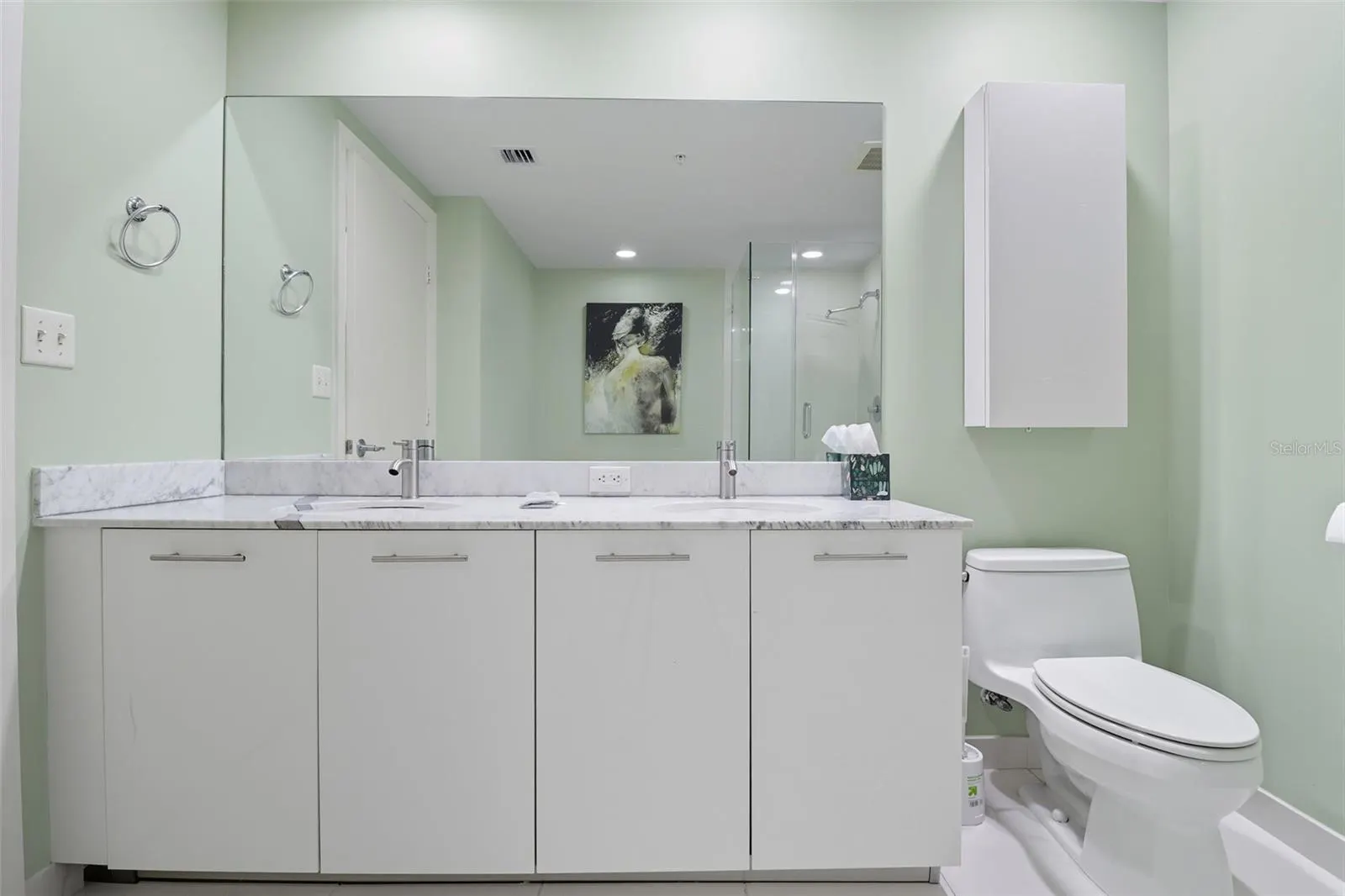 3000 OASIS GRAND BLVD #2702, #2702