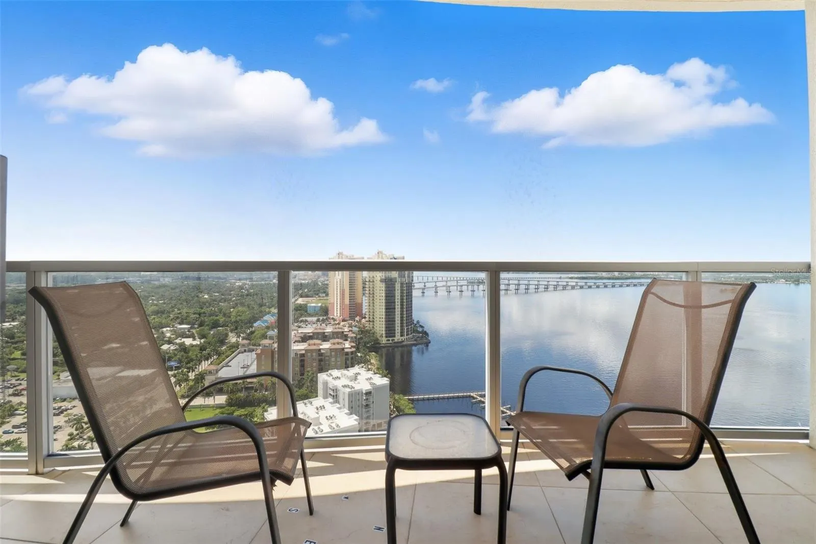 3000 OASIS GRAND BLVD #2702, #2702