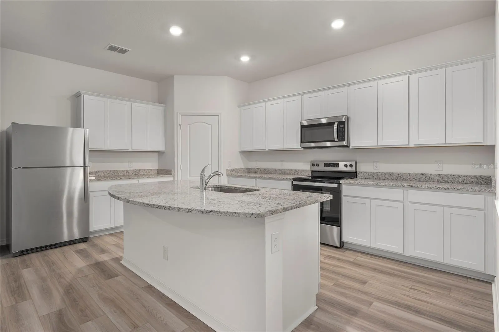 330 BOWFIN CT