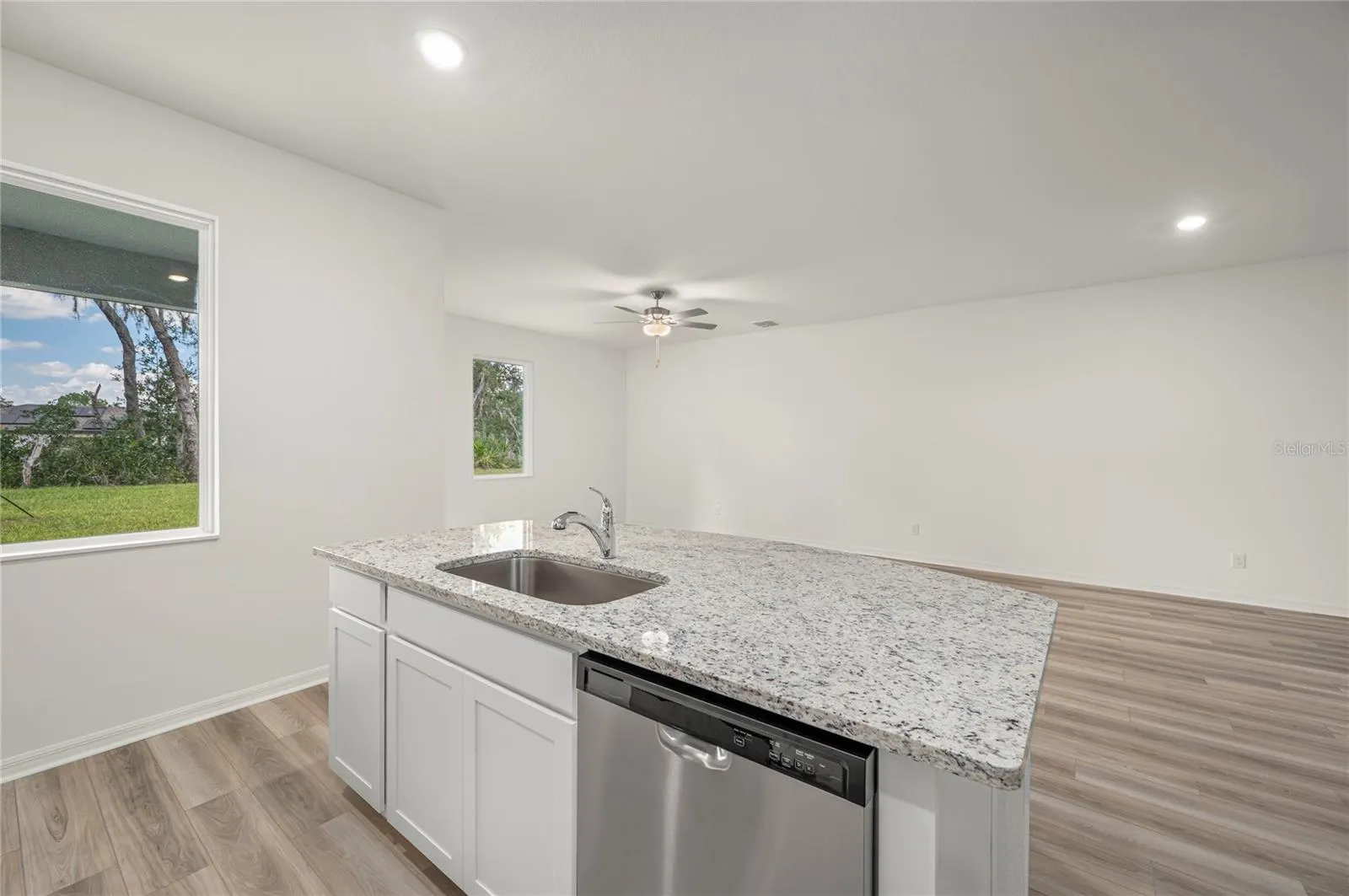 330 BOWFIN CT