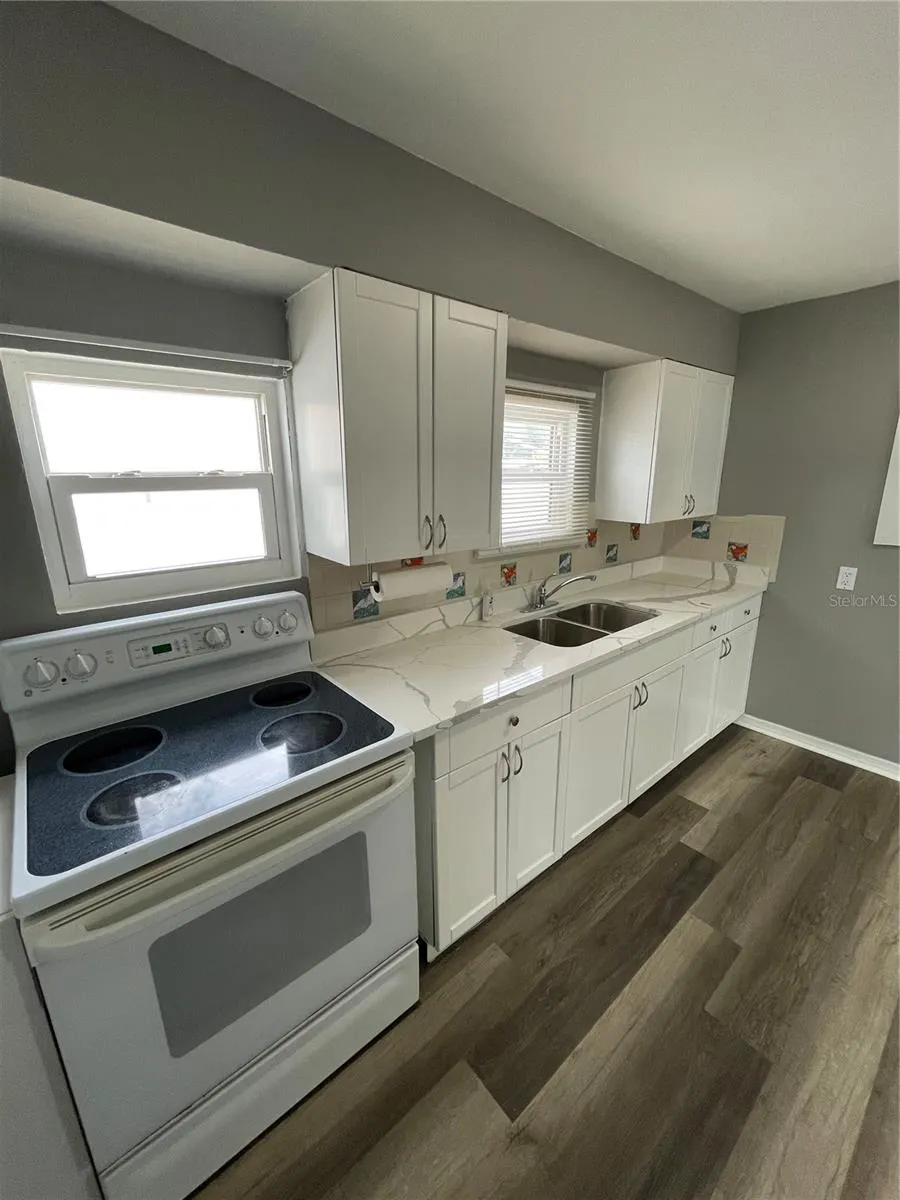 602 S PROSPECT AVE