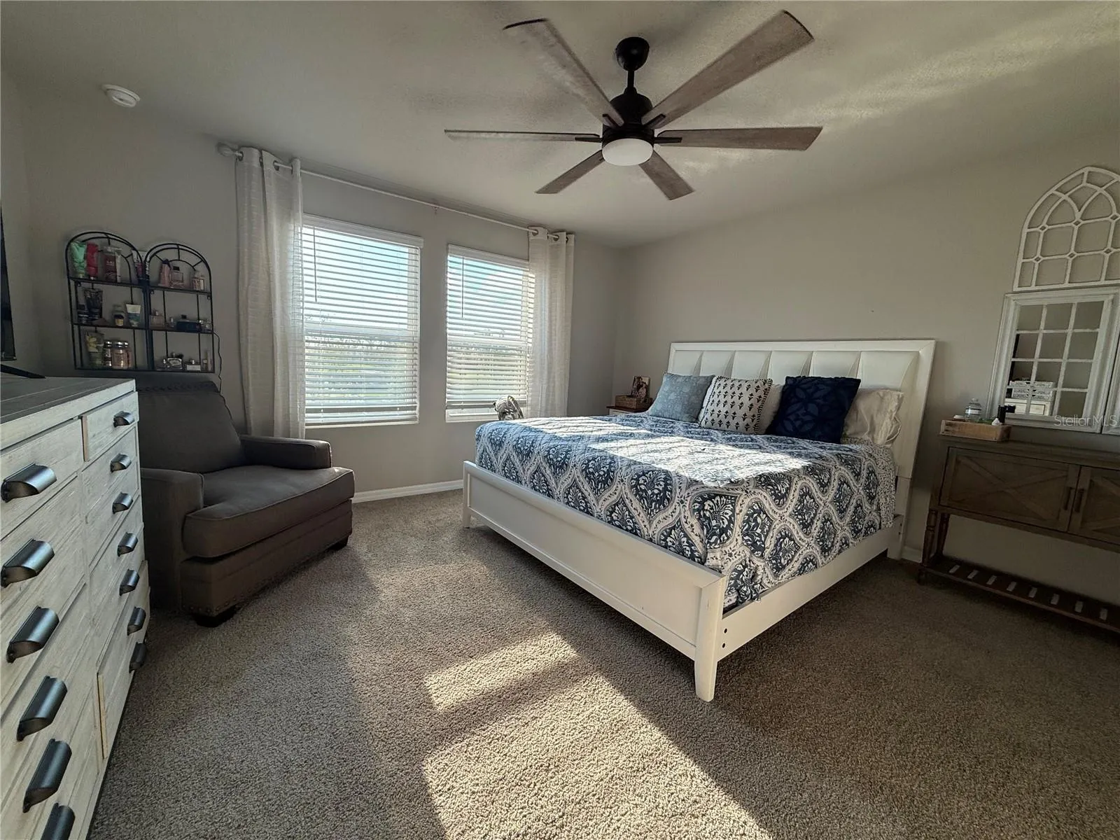 3919 RADIANT MOUNTAIN DR