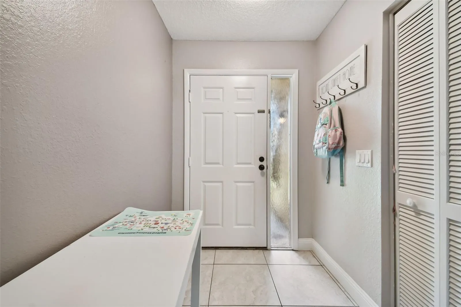 2608 BENTLEY DR