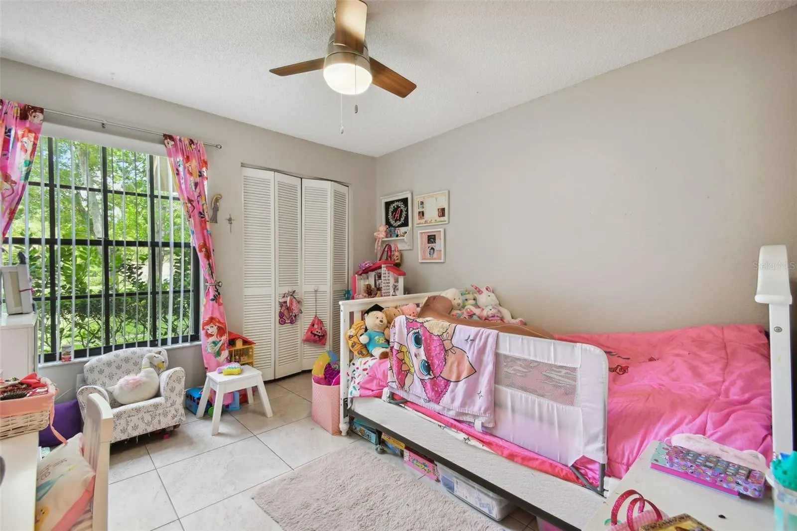 2608 BENTLEY DR