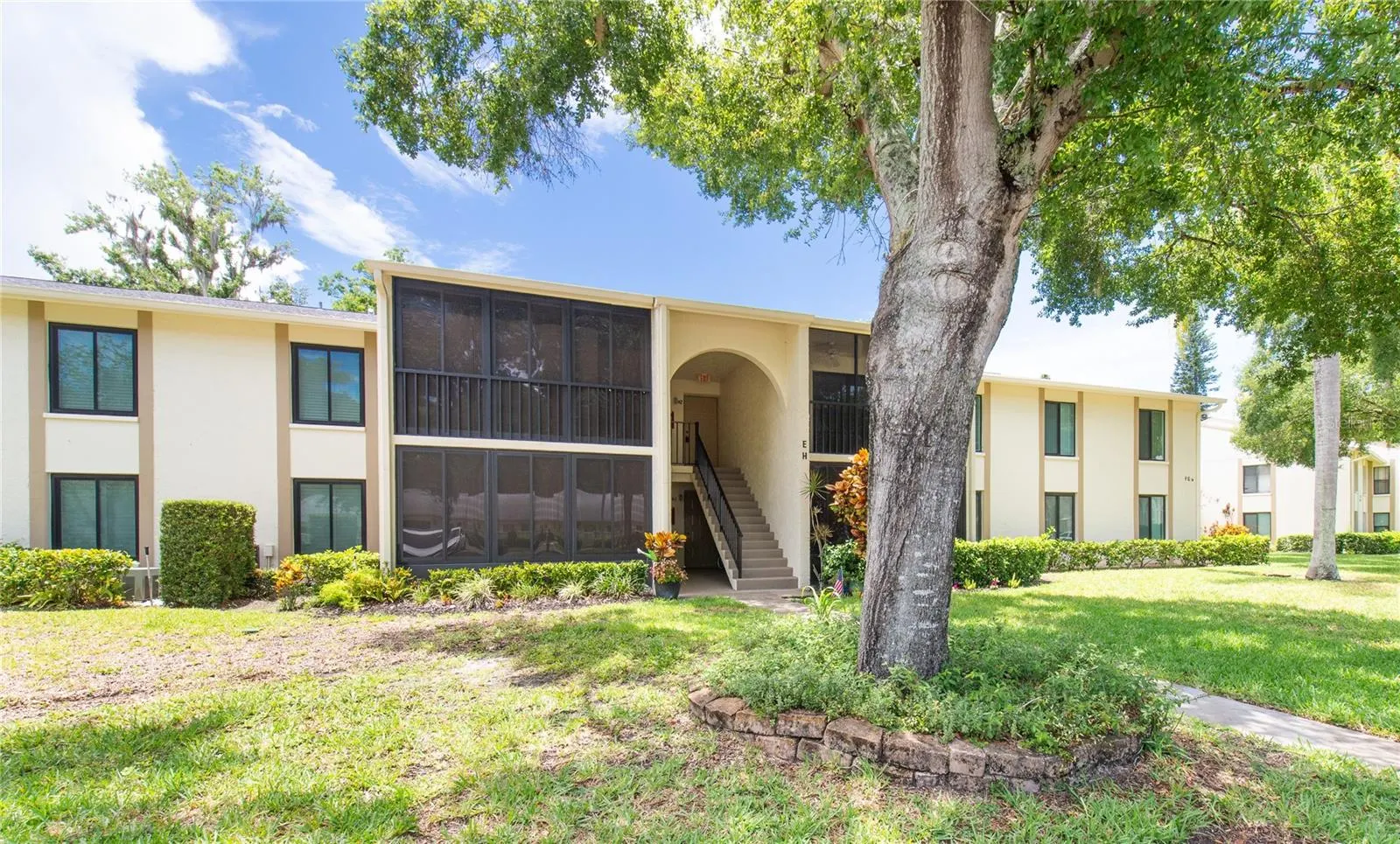 3114 LAKE PINE WAY #H2, #H2