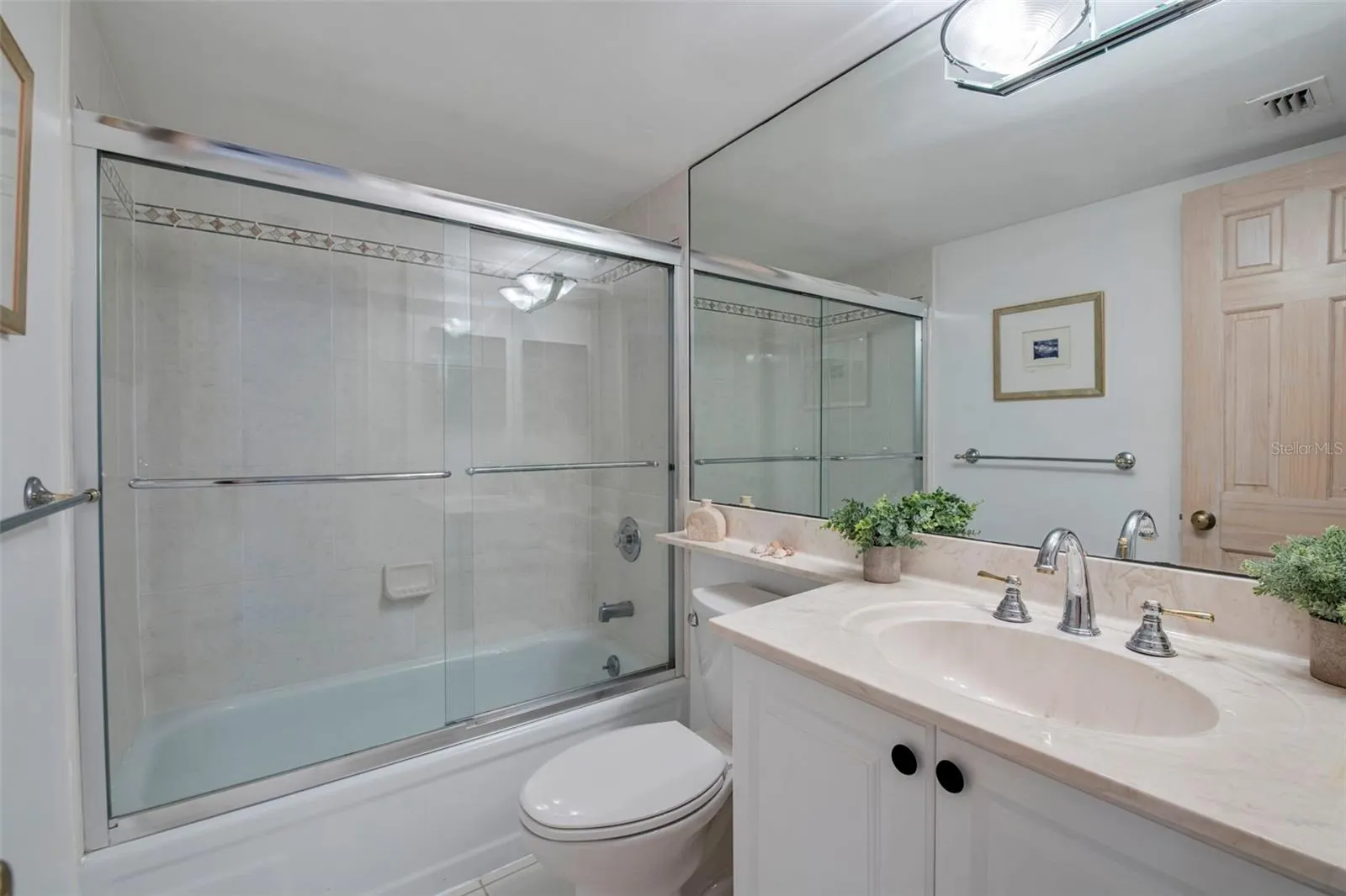 4200 N OCEAN DR #2-1602, #2-1602