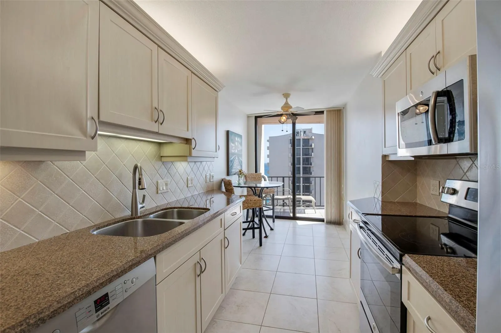 4200 N OCEAN DR #2-1602, #2-1602