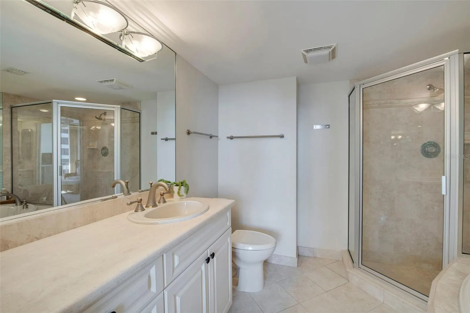 4200 N OCEAN DR #2-1602, #2-1602