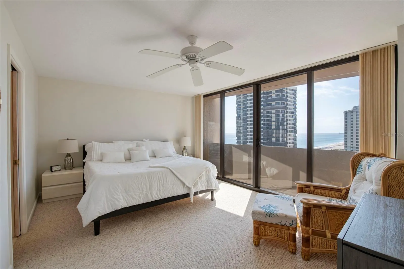 4200 N OCEAN DR #2-1602, #2-1602