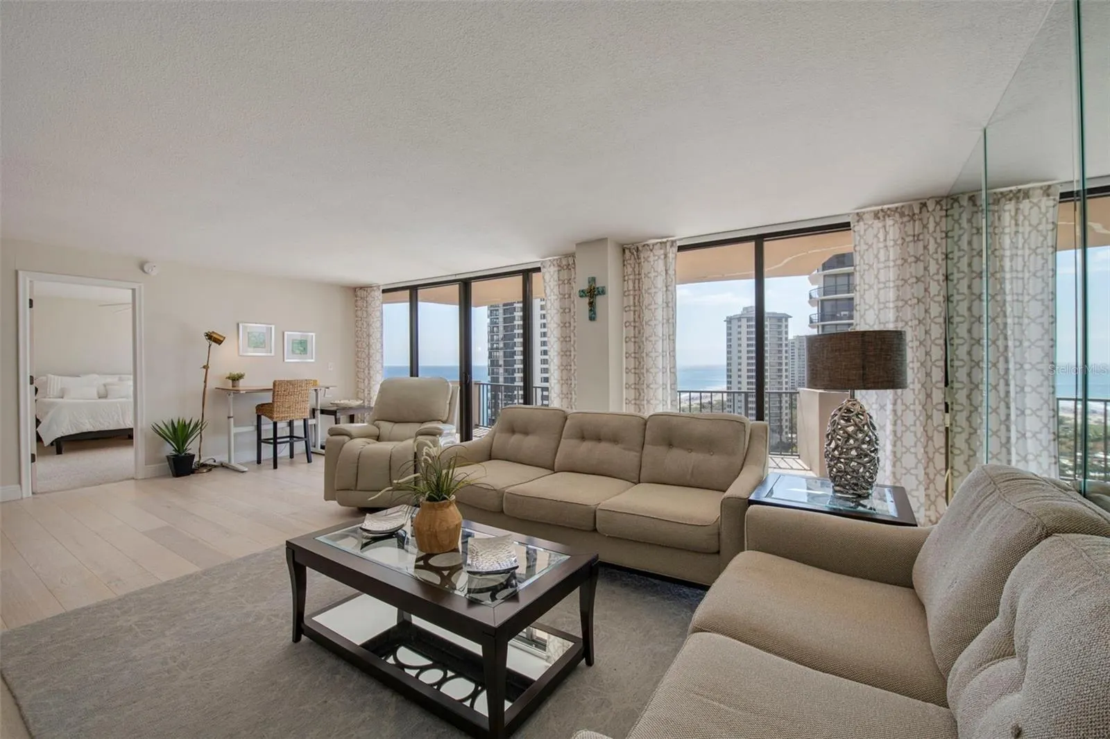 4200 N OCEAN DR #2-1602, #2-1602