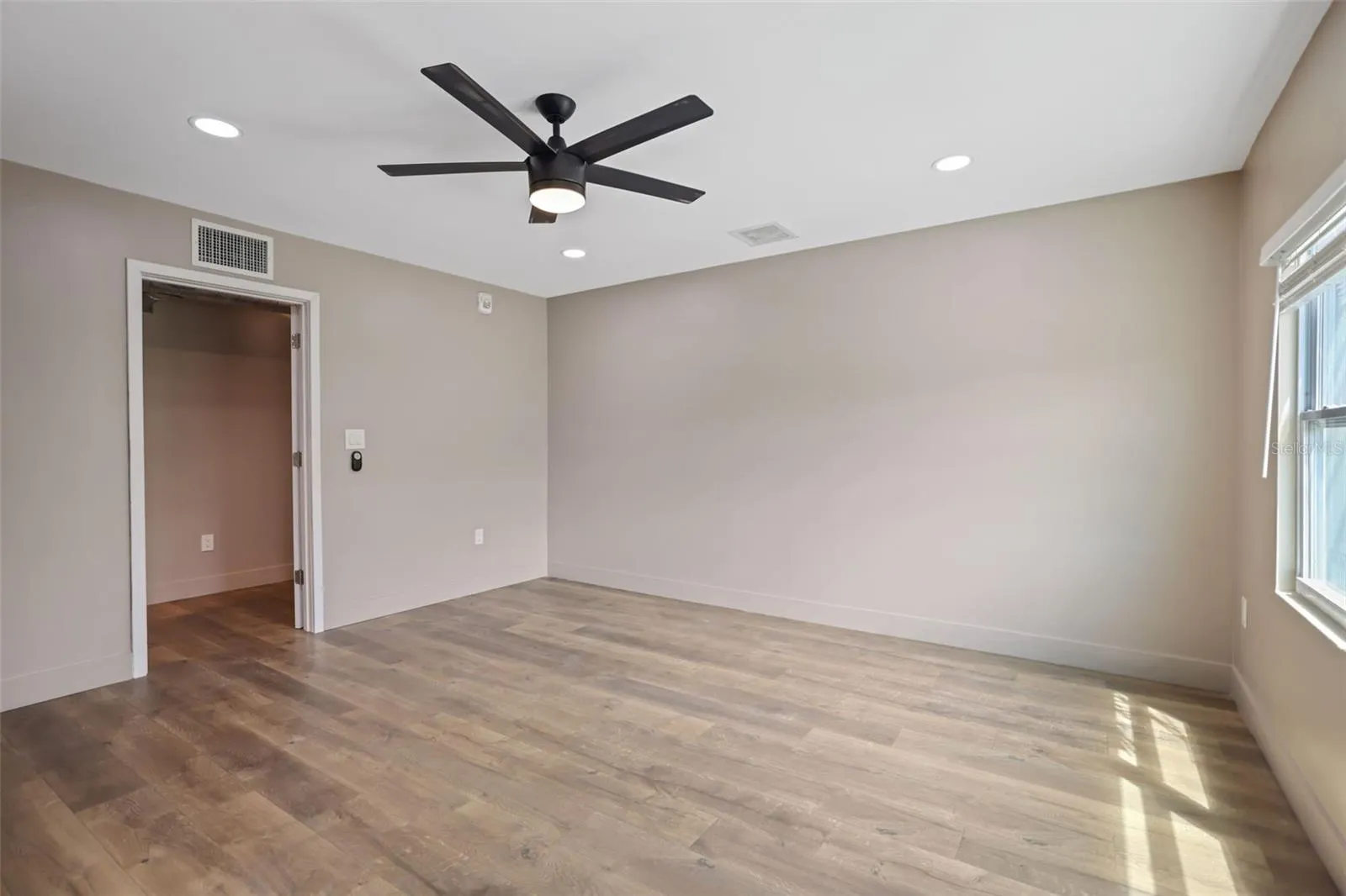 10830 NAVAJO DR