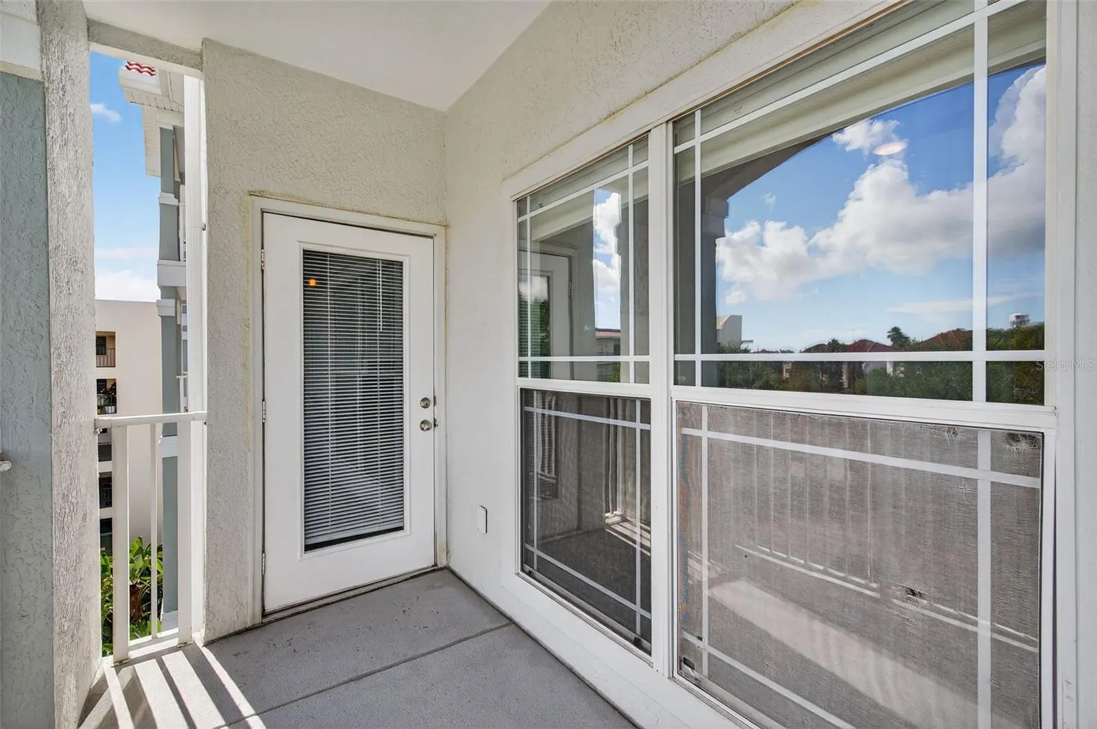 210 3RD ST W #8305, #8305
