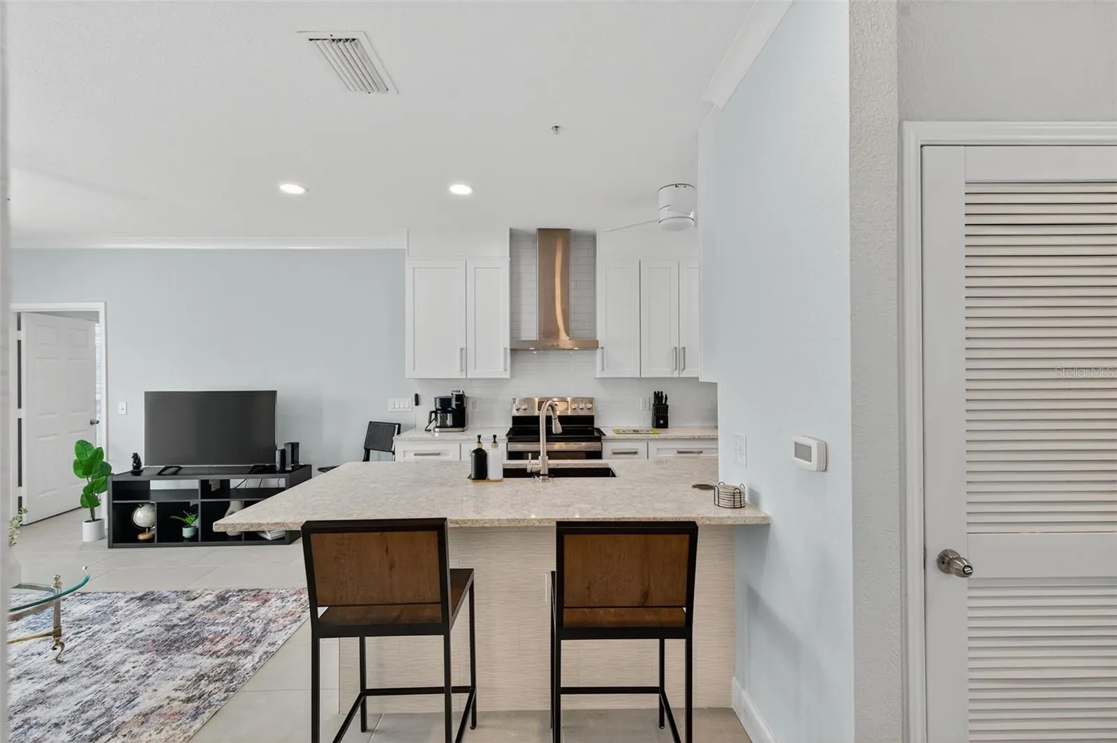 210 3RD ST W #8305, #8305