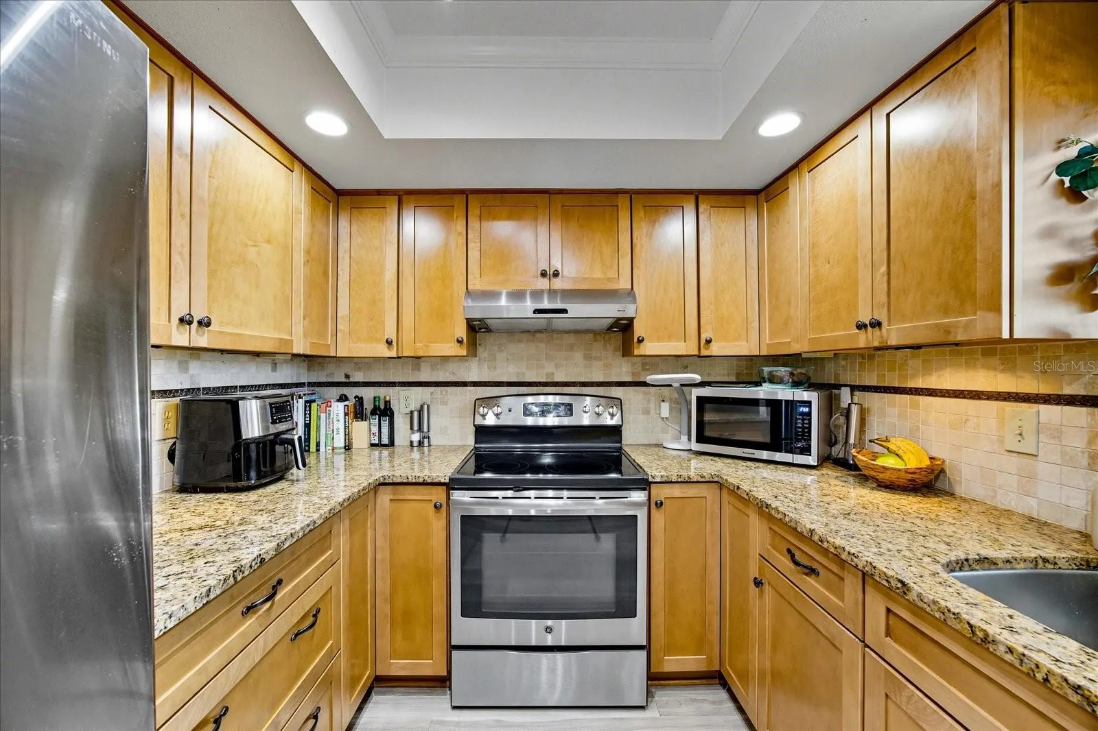 2460 HERON TER #202E, #202E