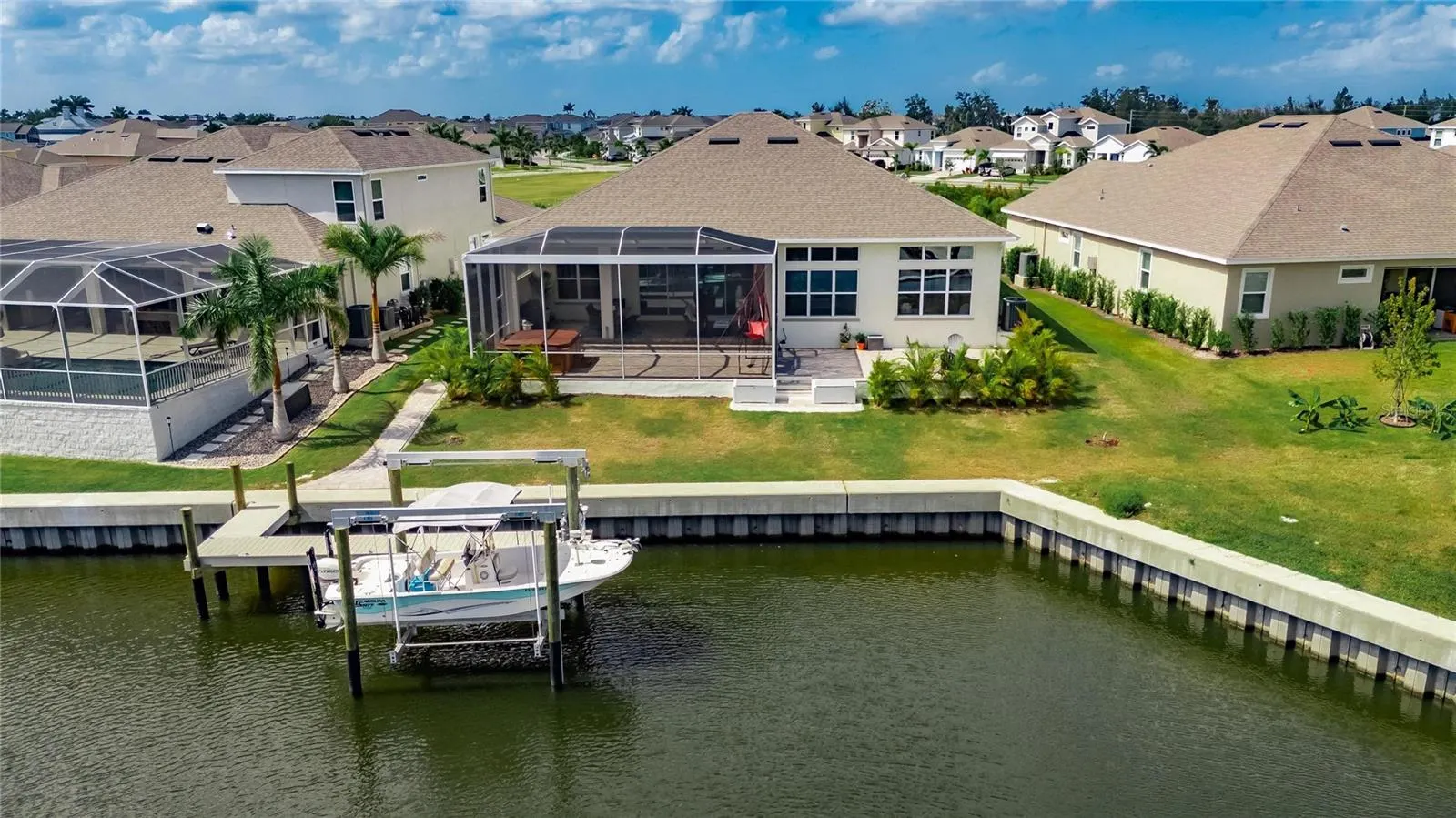 5975 BLAKENEY LOOP