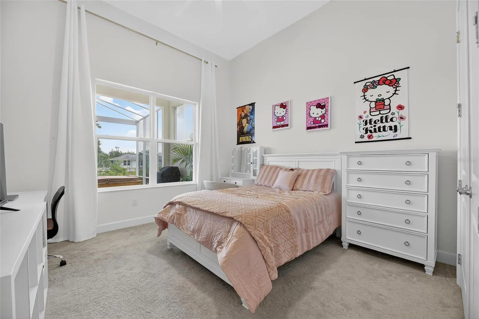 5975 BLAKENEY LOOP