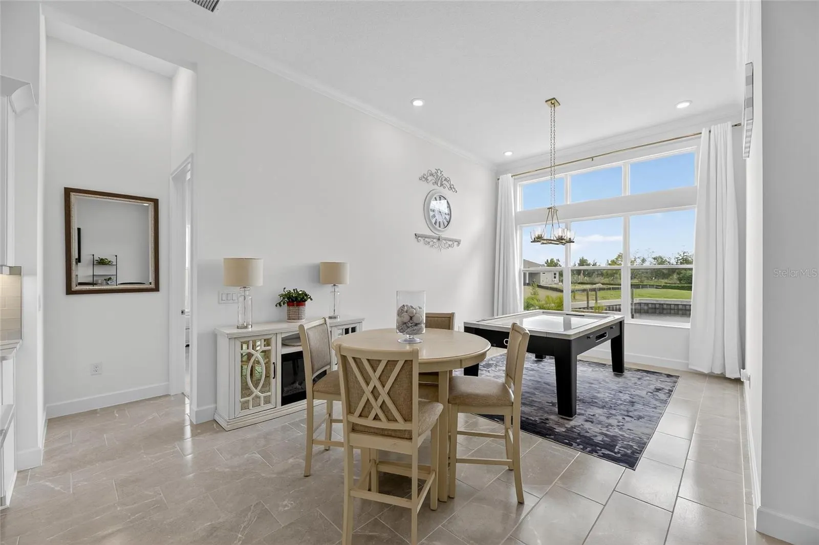 5975 BLAKENEY LOOP