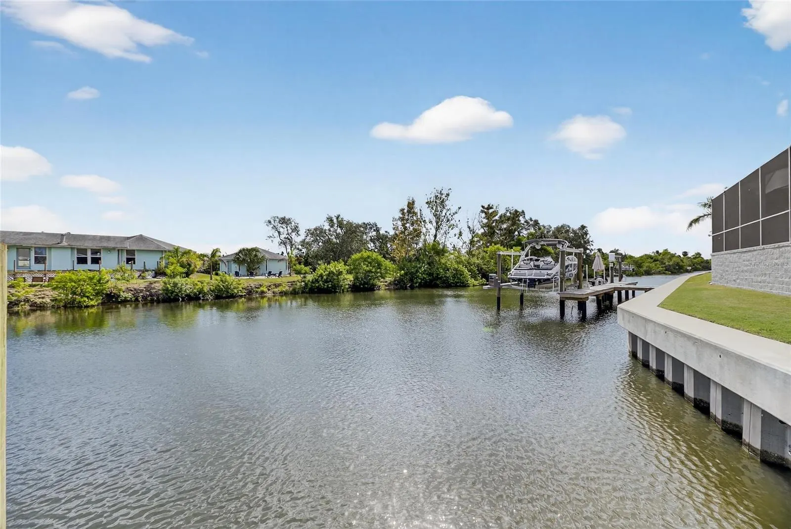 5975 BLAKENEY LOOP