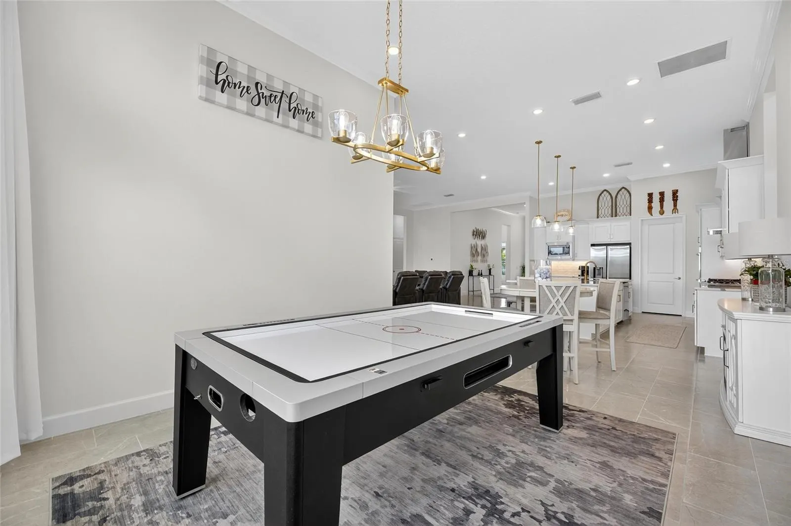 5975 BLAKENEY LOOP