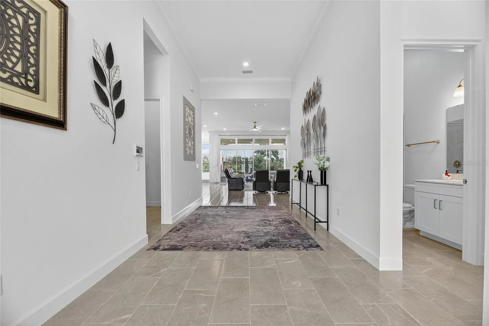 5975 BLAKENEY LOOP