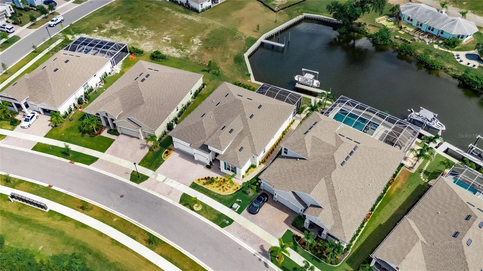 5975 BLAKENEY LOOP