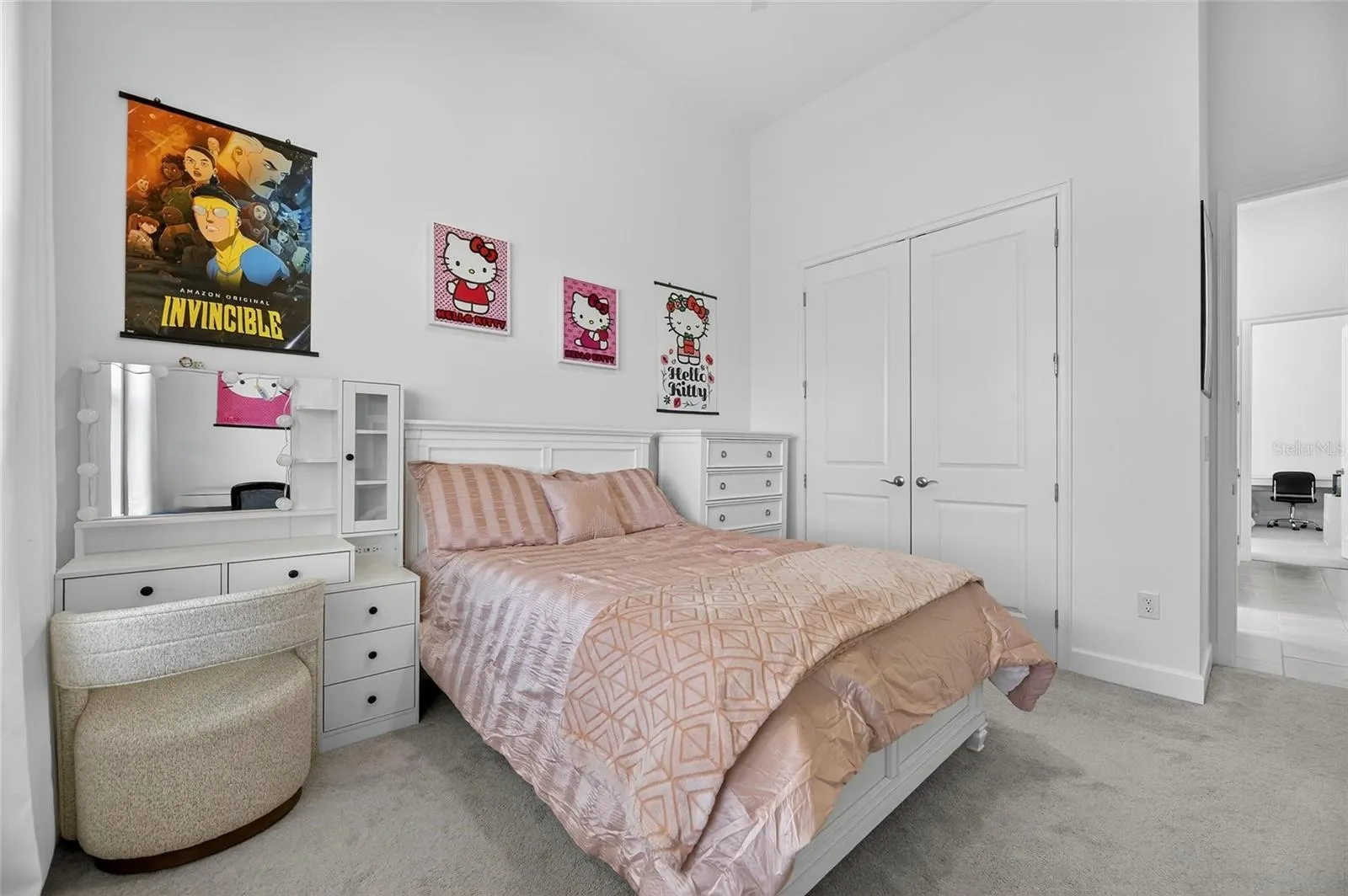5975 BLAKENEY LOOP