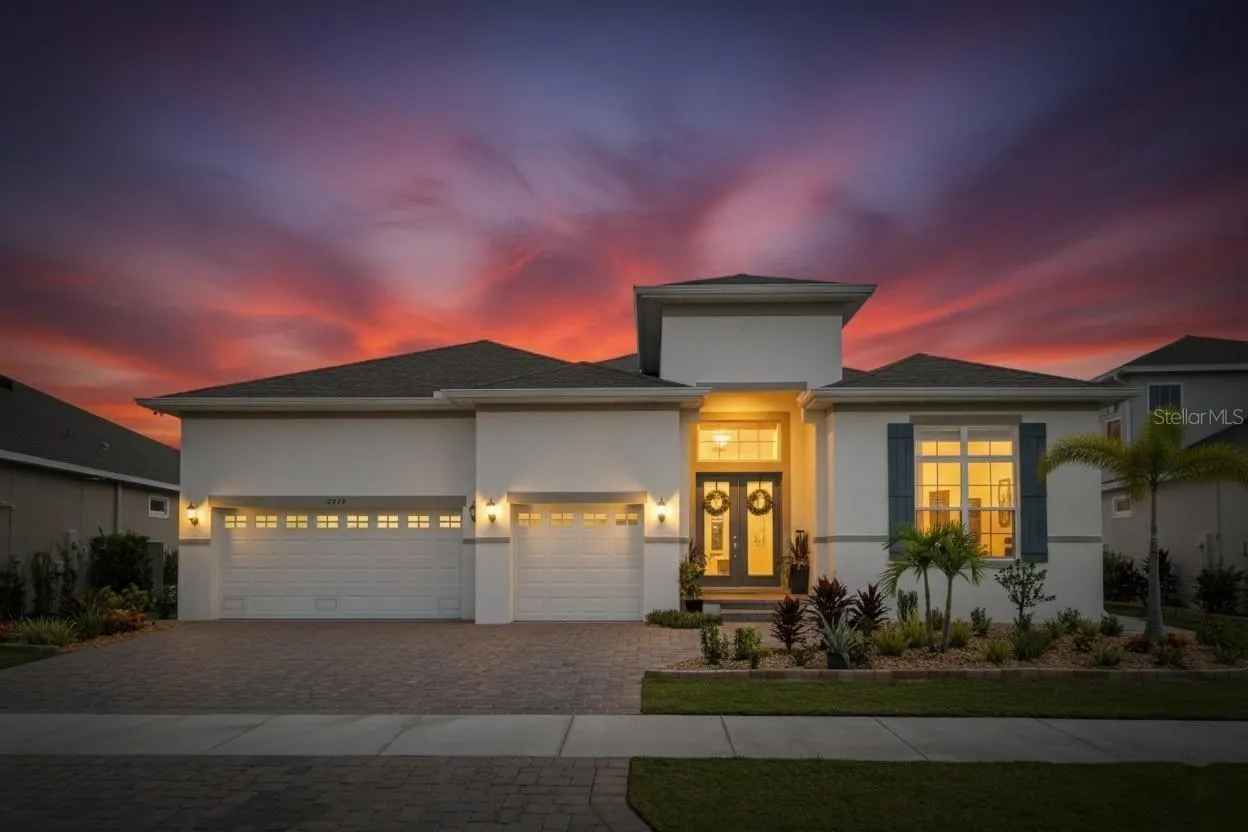 5975 BLAKENEY LOOP