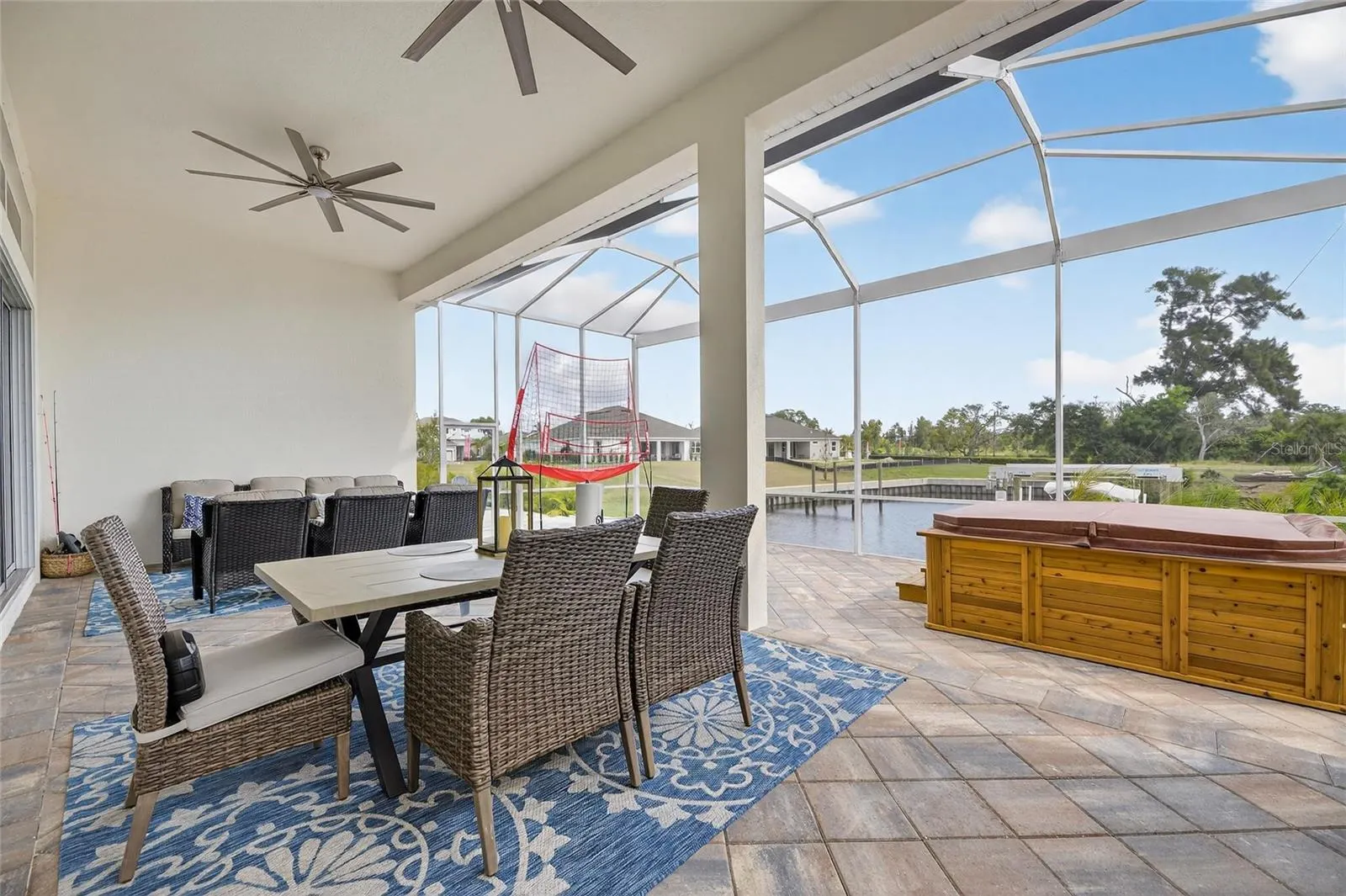5975 BLAKENEY LOOP