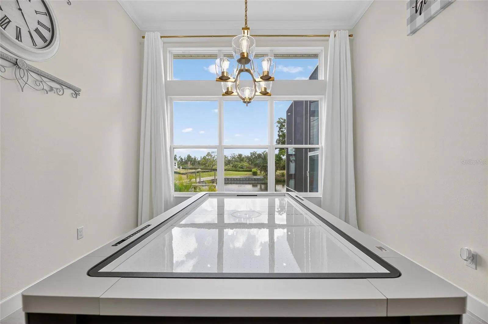 5975 BLAKENEY LOOP