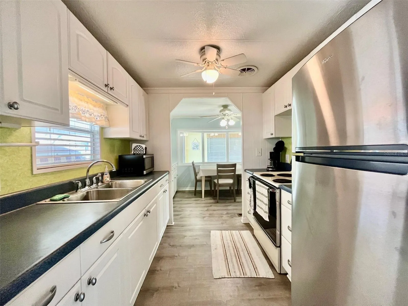 219 SEAGULL DR