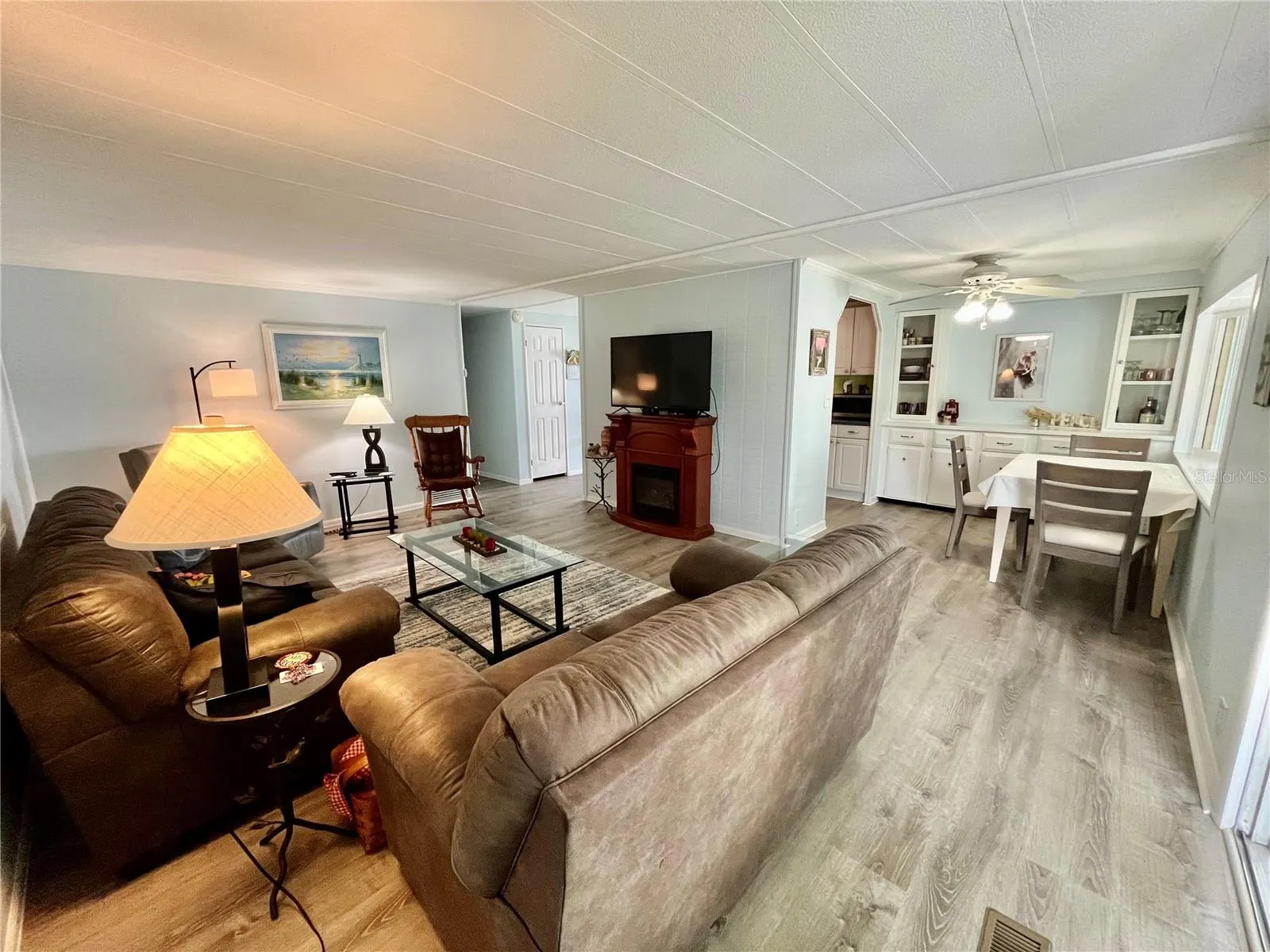 219 SEAGULL DR