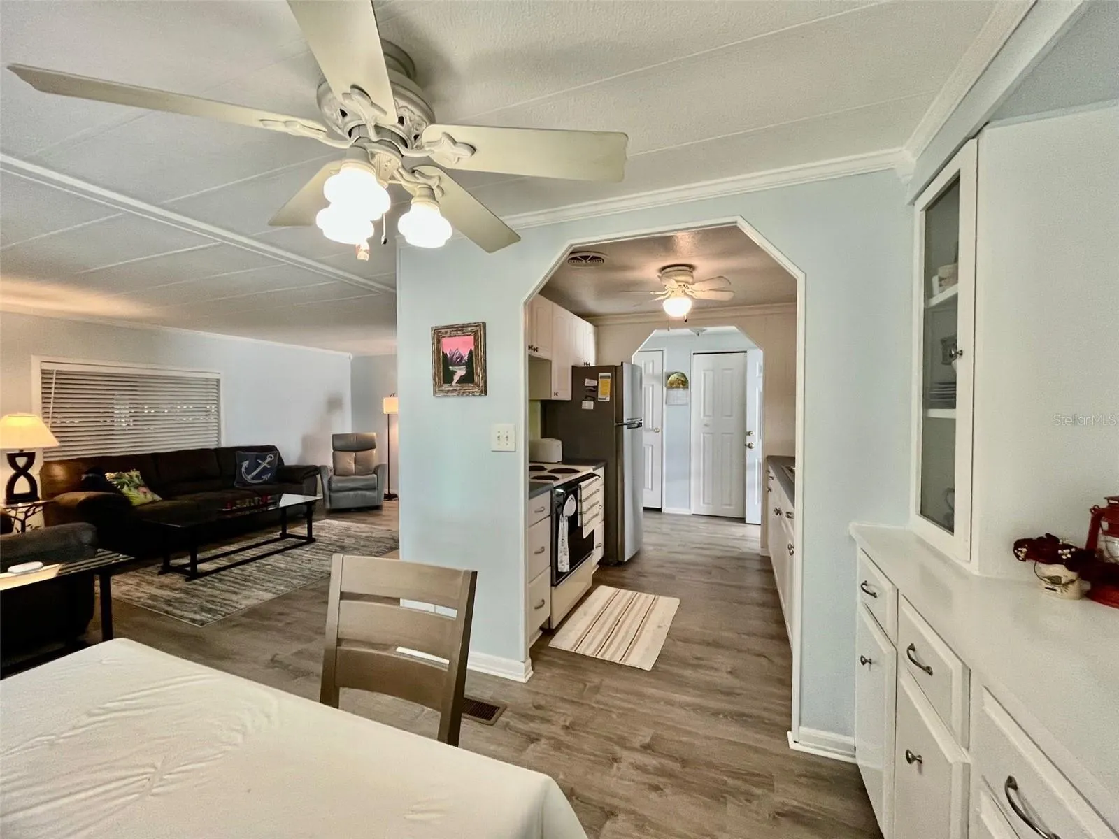 219 SEAGULL DR