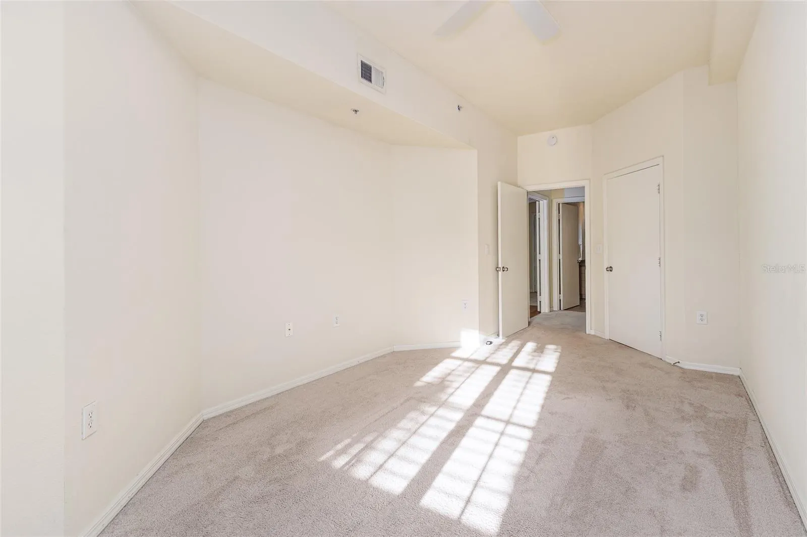 100 4TH AVE S #203, #203