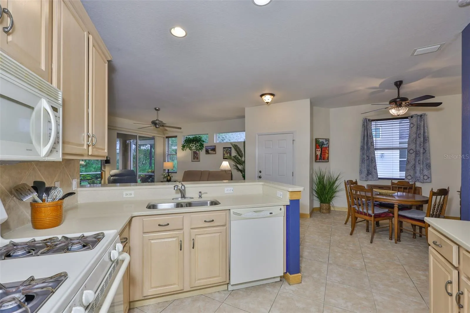 2050 SIFIELD GREENS WAY #19, #19