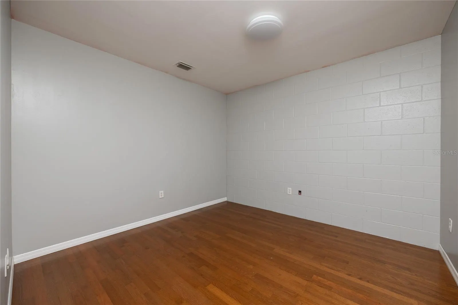 1615 E 5TH AVE #1, #1