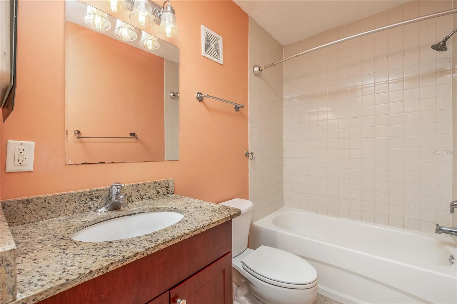1615 E 5TH AVE #1, #1