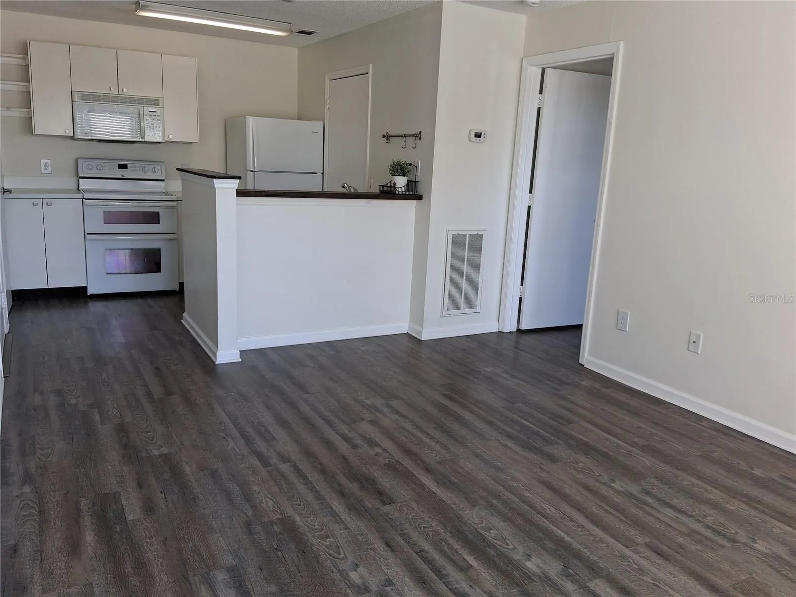 11901 4TH ST N #11206, #11206