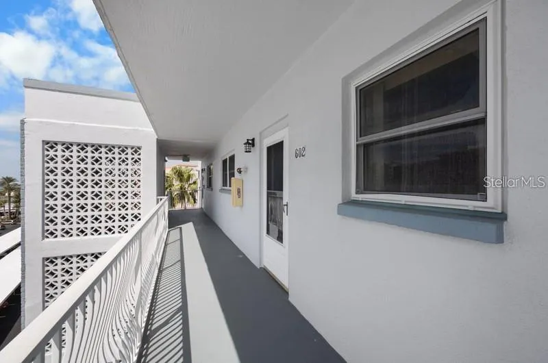 5925 SHORE BLVD S #602, #602