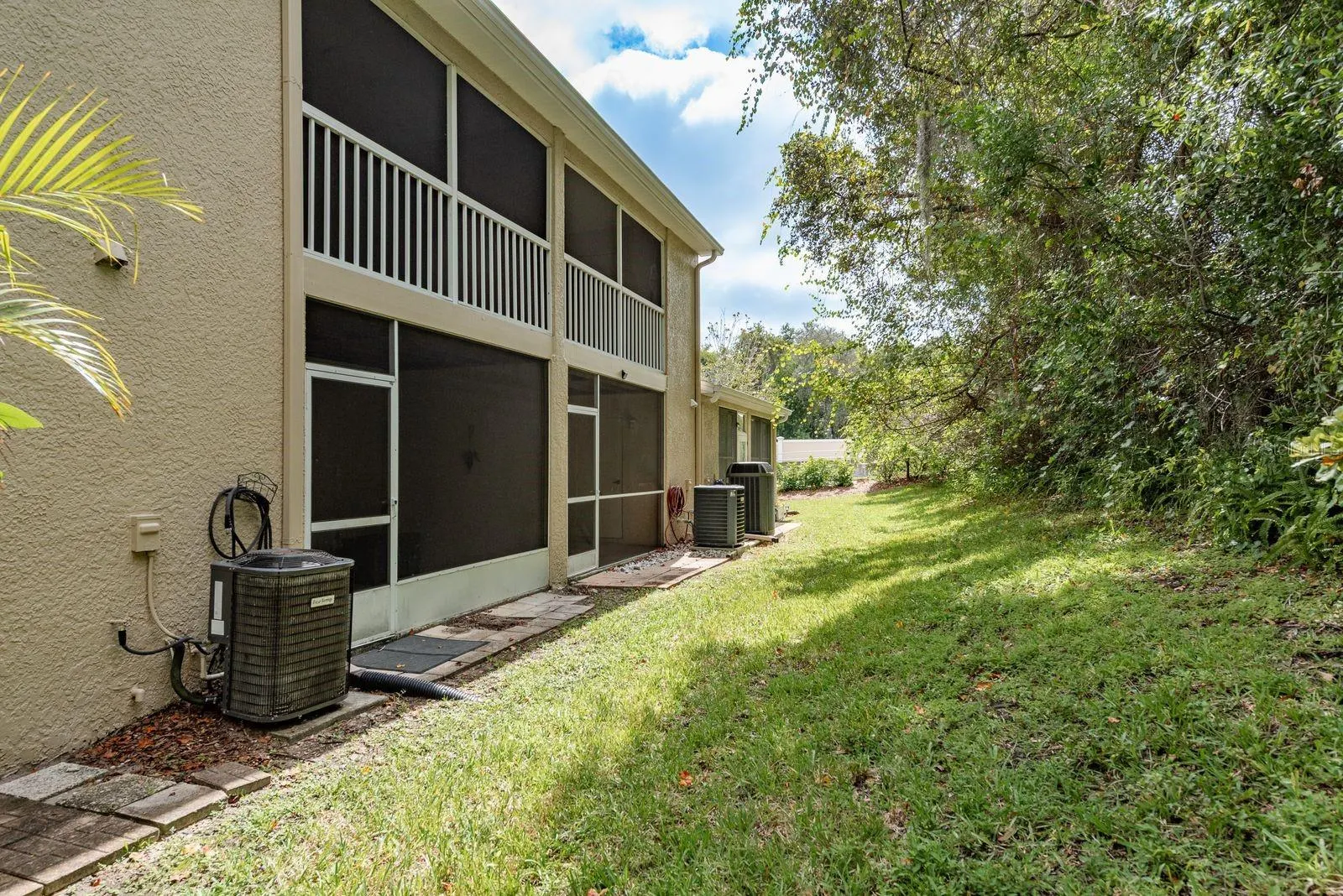 4675 TUDOR LN