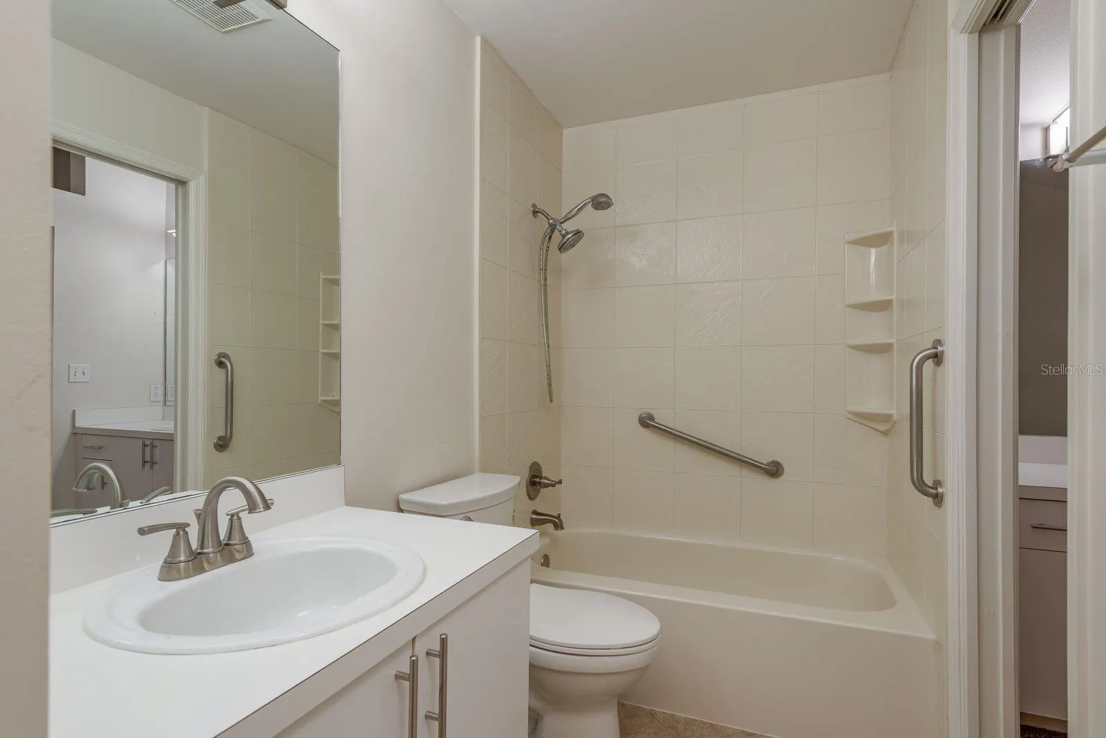 4675 TUDOR LN