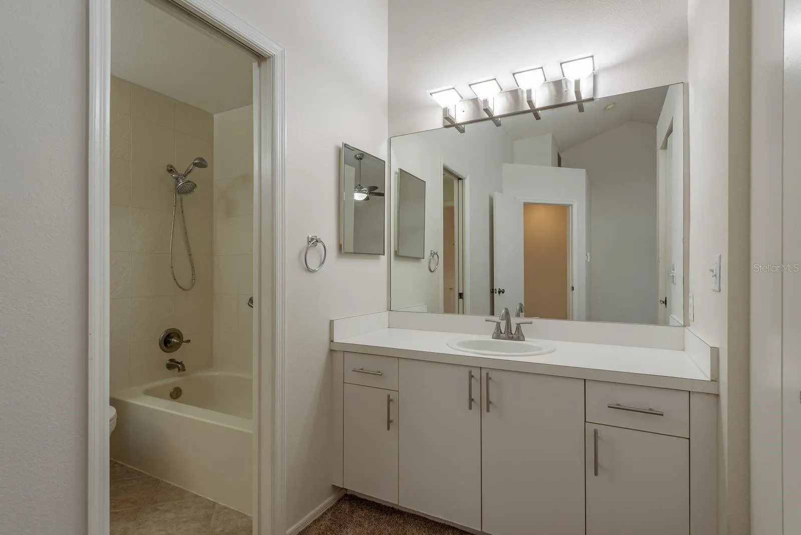 4675 TUDOR LN